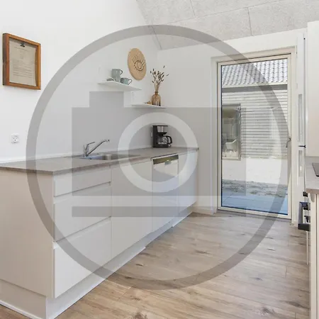 4 Bedroom Amazing In Сasa de vacaciones