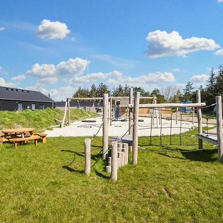 4 Bedroom Amazing In * Glesborg