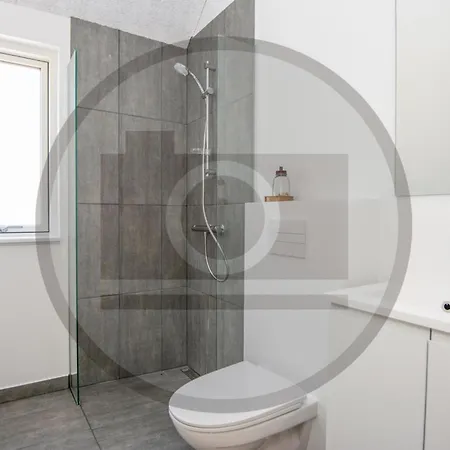 Сasa de vacaciones 4 Bedroom Amazing In