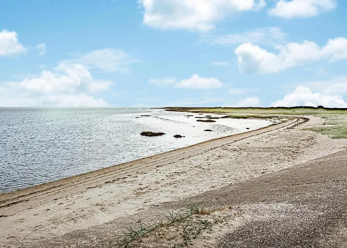 Hébergement de vacances 4 Bedroom Amazing In Glesborg