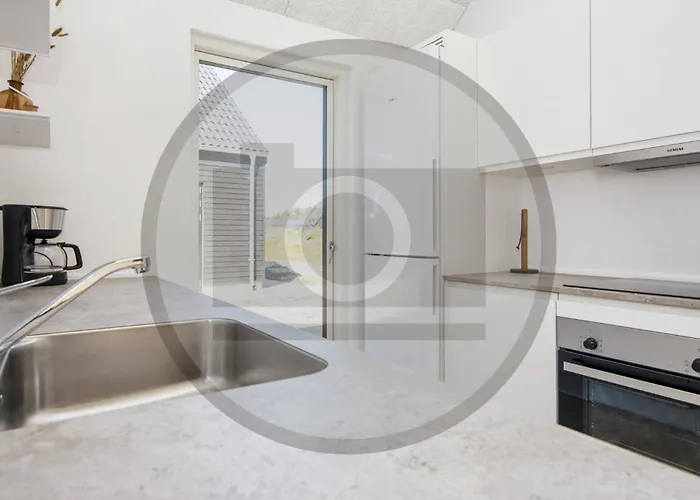 4 Bedroom Amazing In Hébergement de vacances