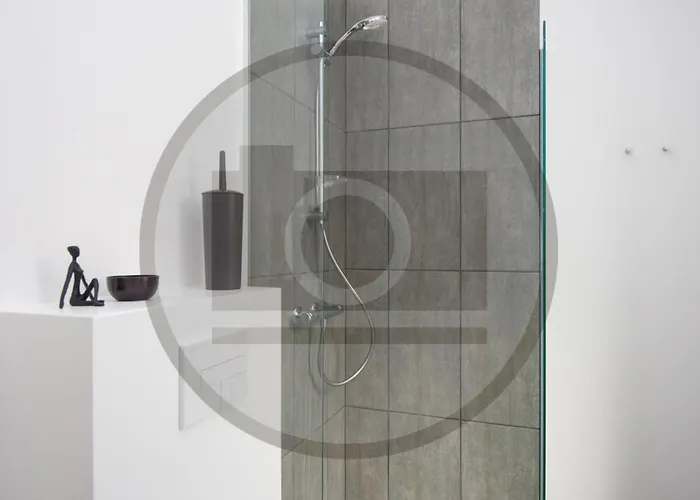 Hébergement de vacances 4 Bedroom Amazing In